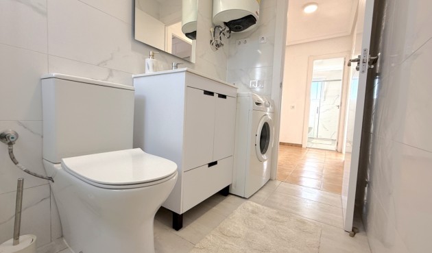 Återförsäljning - Takvåning -
Torrevieja - Costa Blanca