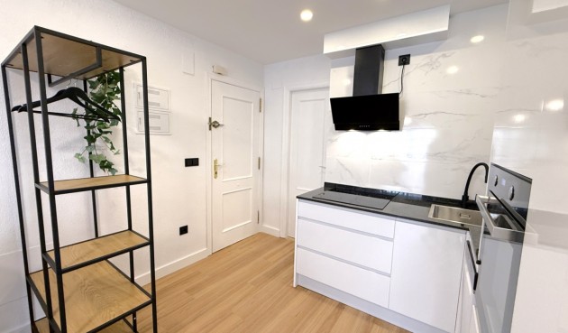 Återförsäljning - Apartment -
Torrevieja - Costa Blanca