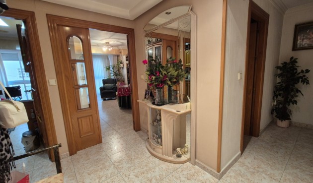 Återförsäljning - Apartment -
Torrevieja - Costa Blanca