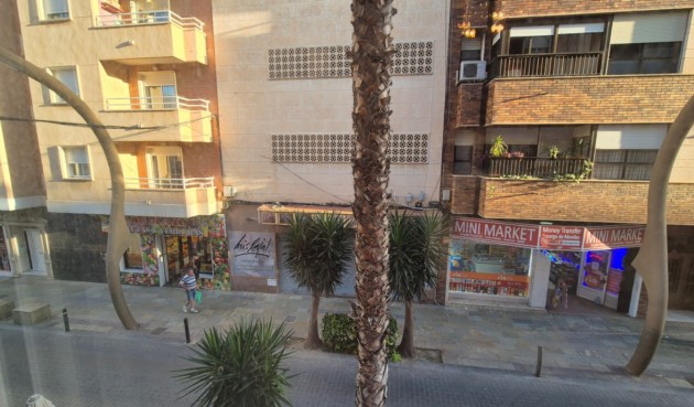 Återförsäljning - Apartment -
Torrevieja - Costa Blanca