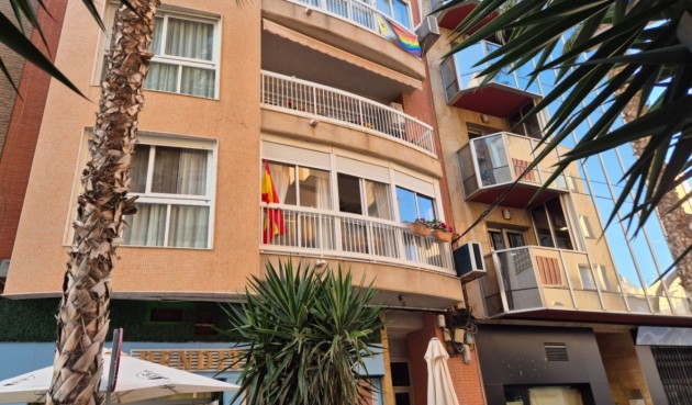 Återförsäljning - Apartment -
Torrevieja - Costa Blanca
