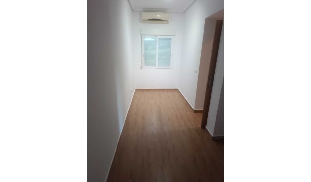 Brukt - Villa -
Los Altos - Costa Blanca