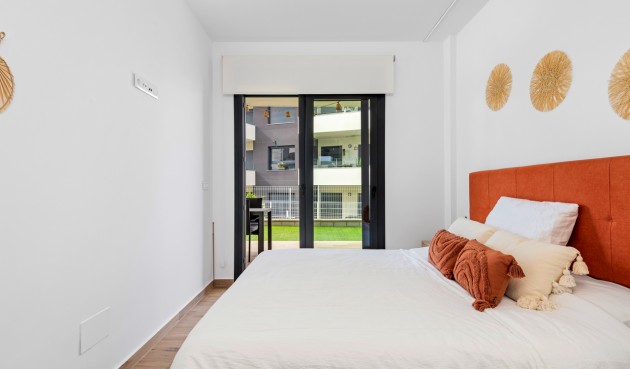 Återförsäljning - Apartment -
Villamartin - Costa Blanca