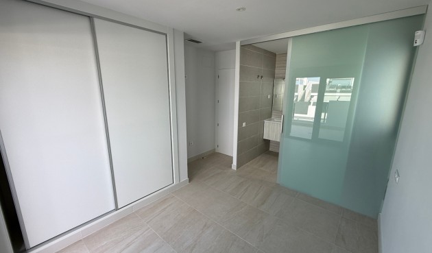 Återförsäljning - Apartment -
Torrevieja - Costa Blanca