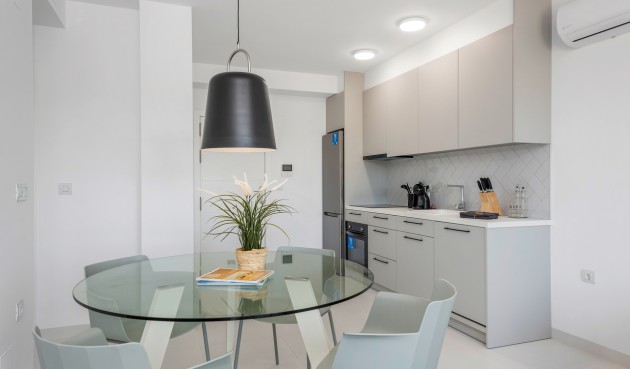 Reventa - Apartment -
San Miguel de Salinas - Inland