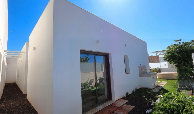 Återförsäljning - Villa -
Pilar de la Horadada - Costa Blanca