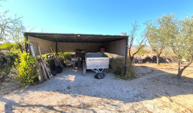 Återförsäljning - Villa -
Yecla - Inland