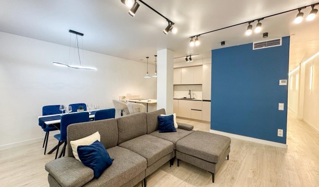 Resale - Apartment -
Torrevieja - Costa Blanca