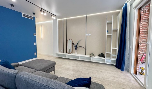 Resale - Apartment -
Torrevieja - Costa Blanca