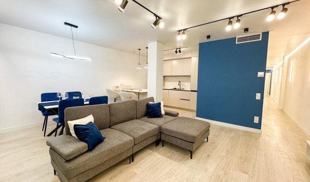 Resale - Apartment -
Torrevieja - Costa Blanca