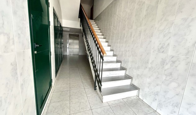 Resale - Apartment -
Campoamor - Costa Blanca