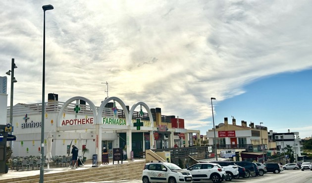 Resale - Apartment -
Campoamor - Costa Blanca