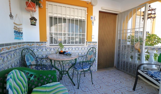 Resale - Bungalow -
Torrevieja - El Limonar