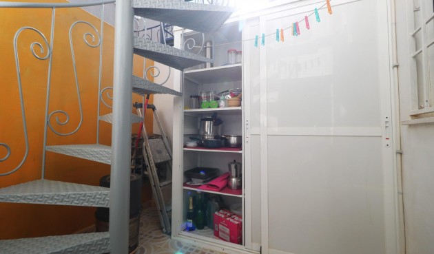 Resale - Bungalow -
Torrevieja - El Limonar