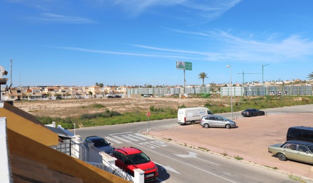 Resale - Bungalow -
Torrevieja - El Limonar