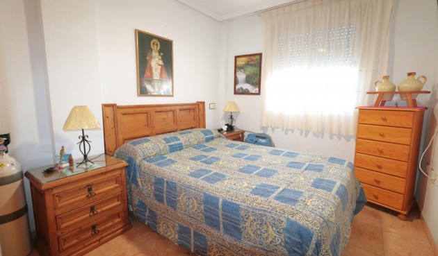 Resale - Bungalow -
Torrevieja - El Limonar