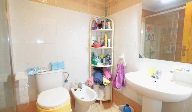 Resale - Bungalow -
Torrevieja - El Limonar