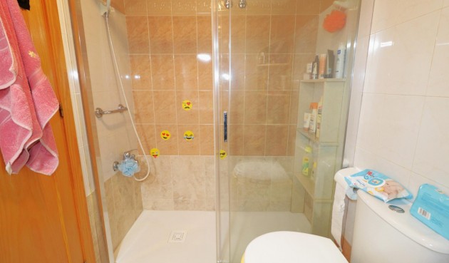 Resale - Bungalow -
Torrevieja - El Limonar
