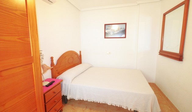 Resale - Bungalow -
Torrevieja - El Limonar