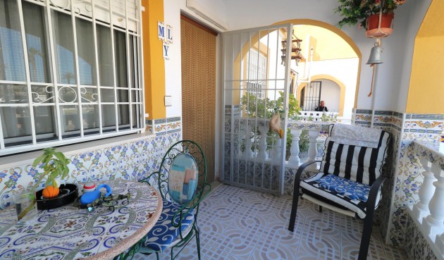 Resale - Bungalow -
Torrevieja - El Limonar