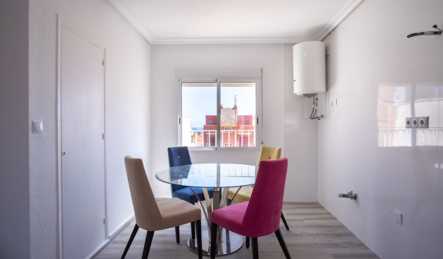 Resale - Apartment -
Pilar de la Horadada - Costa Blanca