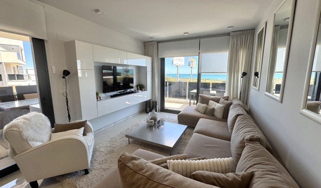 Resale - Apartment -
Playa Flamenca - Costa Blanca