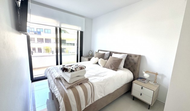 Resale - Apartment -
Playa Flamenca - Costa Blanca