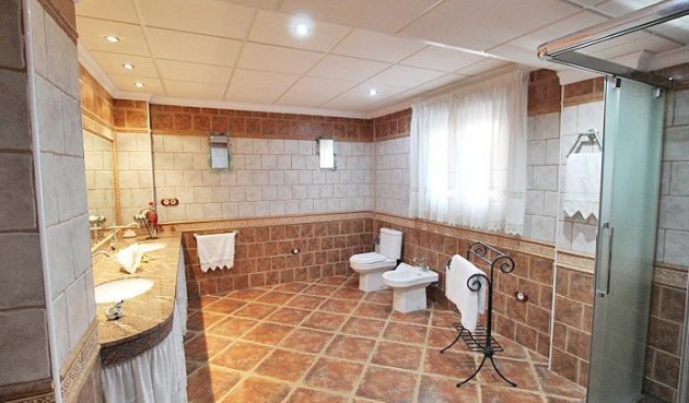 Resale - Villa -
Formentera del Segura - C- Cooperativa