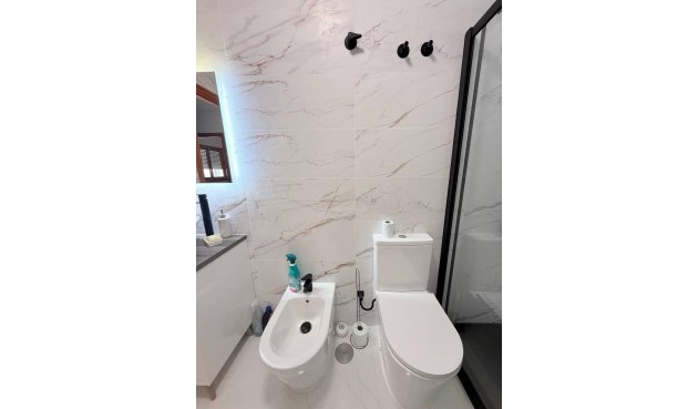 Resale - Penthouse -
Torrevieja - Playa del Cura