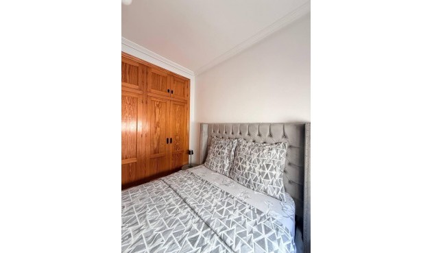 Resale - Penthouse -
Torrevieja - Playa del Cura