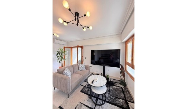 Resale - Penthouse -
Torrevieja - Playa del Cura