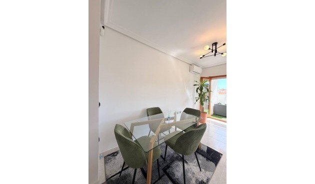 Resale - Penthouse -
Torrevieja - Playa del Cura