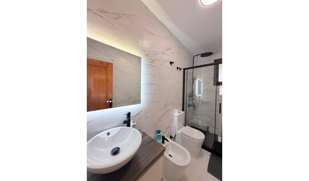 Resale - Penthouse -
Torrevieja - Playa del Cura