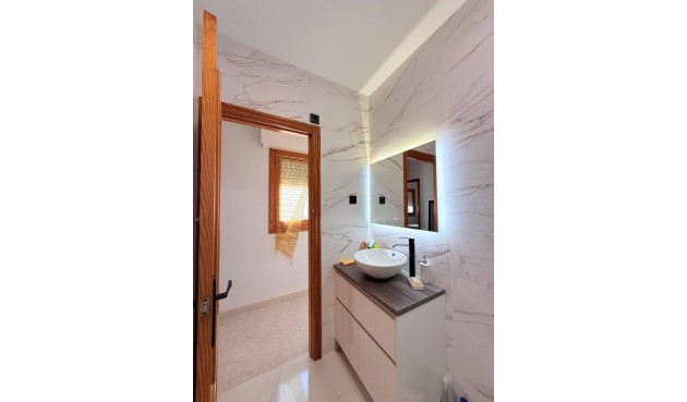 Resale - Penthouse -
Torrevieja - Playa del Cura