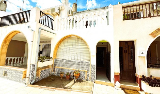 Reventa - Town House -
Torrevieja - El Chaparral