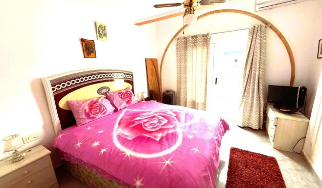 Reventa - Town House -
Torrevieja - El Chaparral