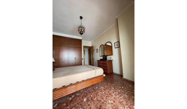 Resale - Apartment -
Torrevieja - Las Piscinas Naturales