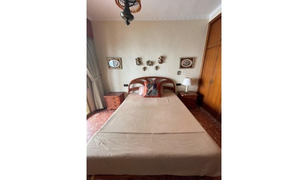 Resale - Apartment -
Torrevieja - Las Piscinas Naturales