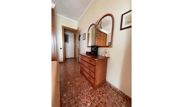 Resale - Apartment -
Torrevieja - Las Piscinas Naturales