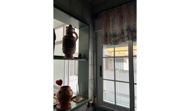 Resale - Apartment -
Torrevieja - Las Piscinas Naturales