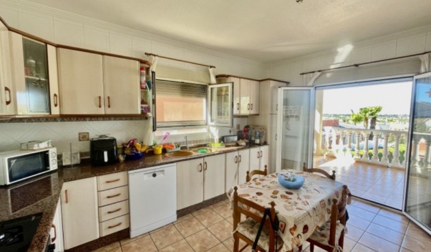 Resale - Villa -
Ciudad Quesada - Costa Blanca
