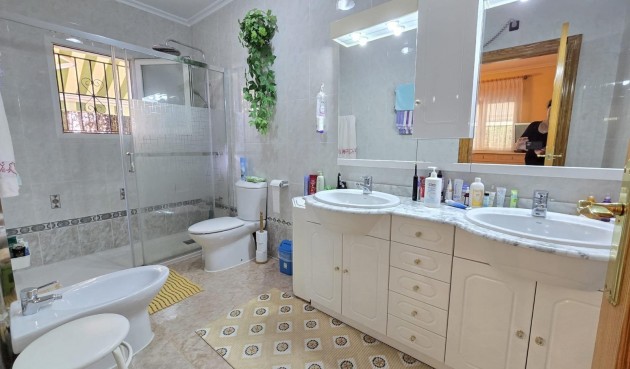 Resale - Villa -
Orihuela Costa - Playa Flamenca