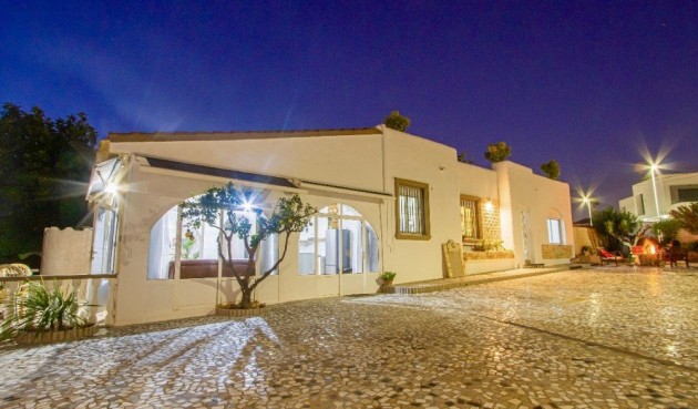 Resale - Villa -
Ciudad Quesada - Costa Blanca