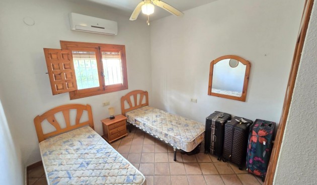 Resale - Villa -
Orihuela Costa - Cabo Roig