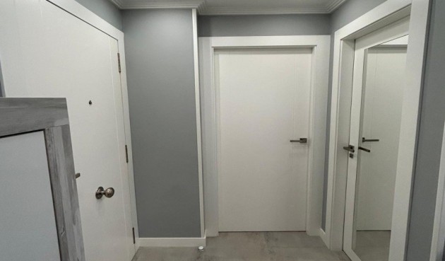 Återförsäljning - Apartment -
Torrevieja - Costa Blanca