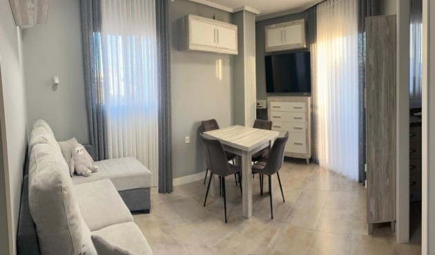 Återförsäljning - Apartment -
Torrevieja - Costa Blanca