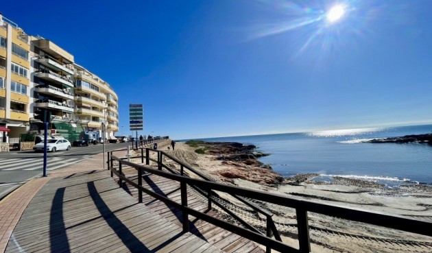 Återförsäljning - Apartment -
Torrevieja - Costa Blanca