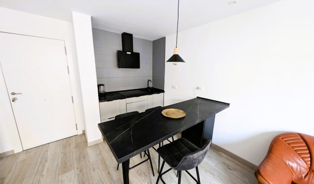 Återförsäljning - Apartment -
Torrevieja - Costa Blanca