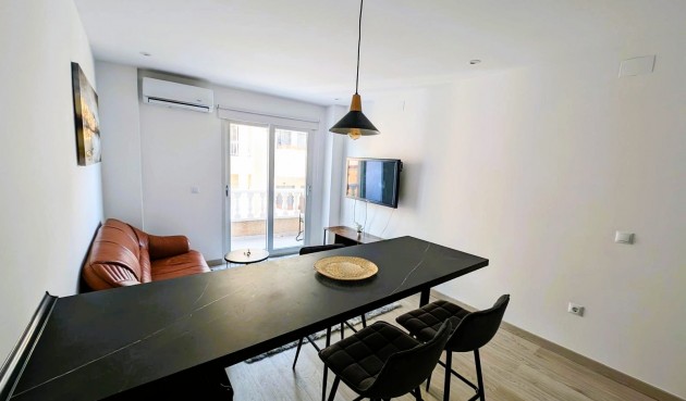 Återförsäljning - Apartment -
Torrevieja - Costa Blanca