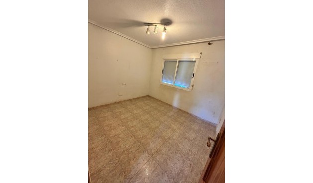 Reventa - Town House -
Los Alcazares - Los Alcázares